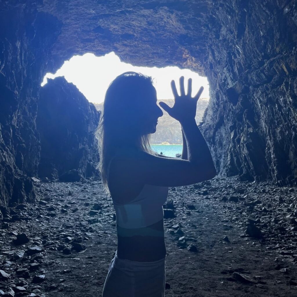 Ajuy Grotta Yoga Eszendo Ajuy Grotta Yoga Eszendo